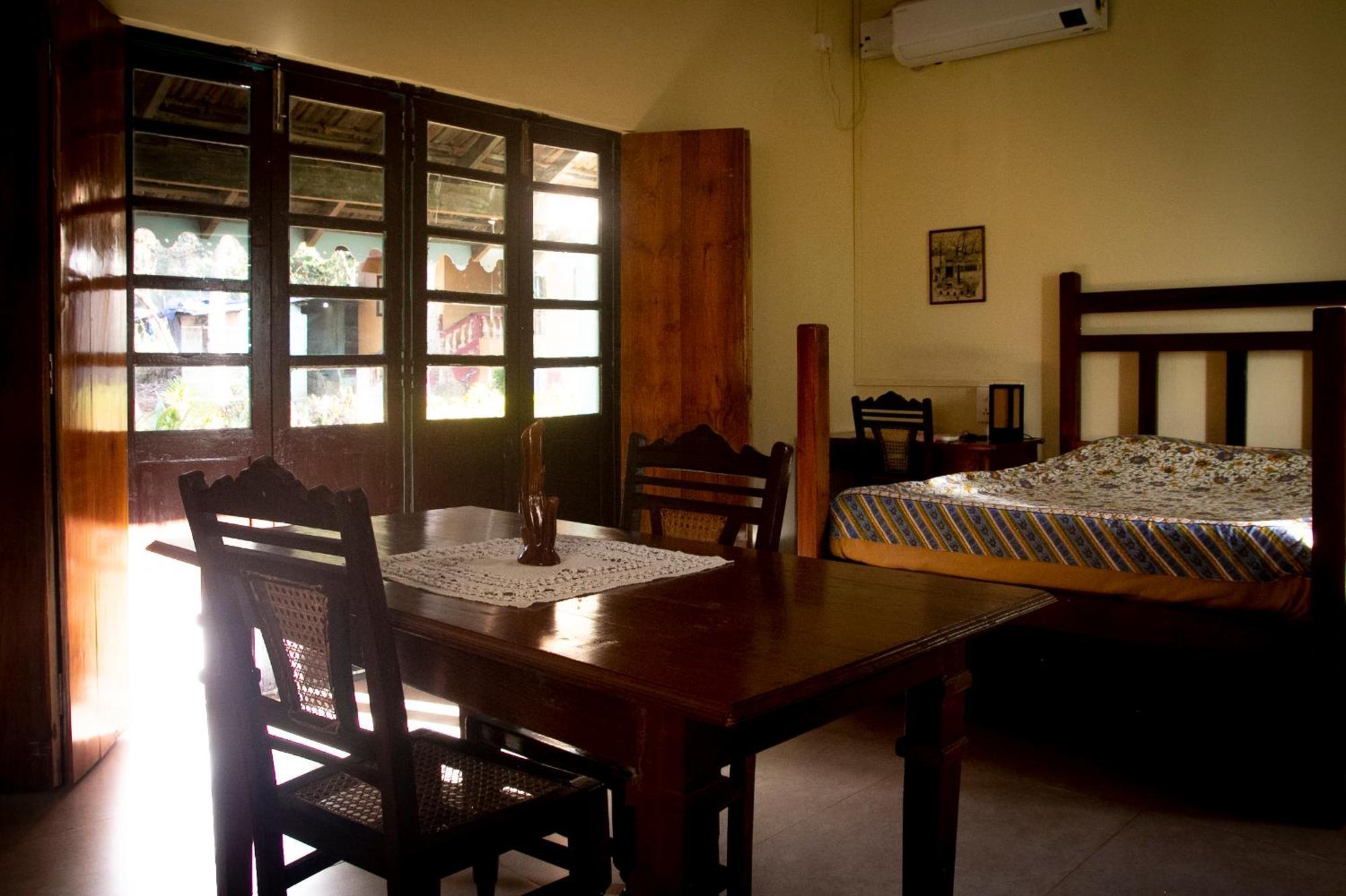 The Bungalow Bogmalo An 1880 Indo Portuguese Heritage Beach Villa South Goa المظهر الخارجي الصورة