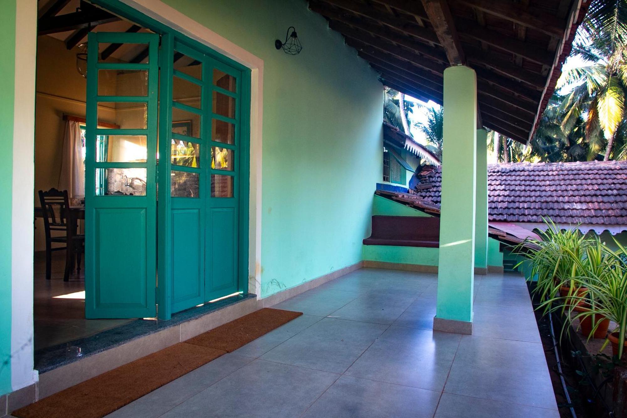 The Bungalow Bogmalo An 1880 Indo Portuguese Heritage Beach Villa South Goa المظهر الخارجي الصورة