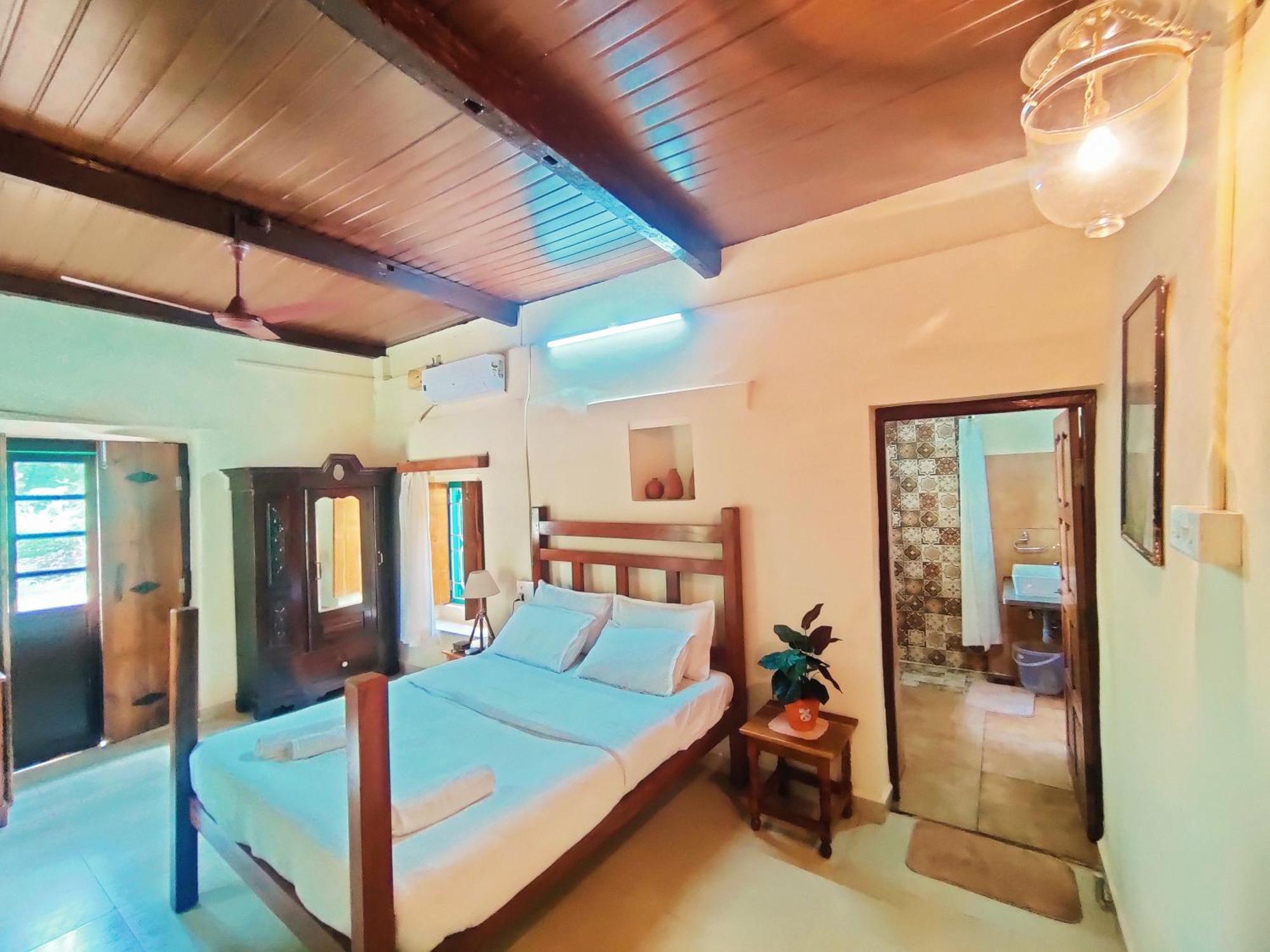 The Bungalow Bogmalo An 1880 Indo Portuguese Heritage Beach Villa South Goa المظهر الخارجي الصورة