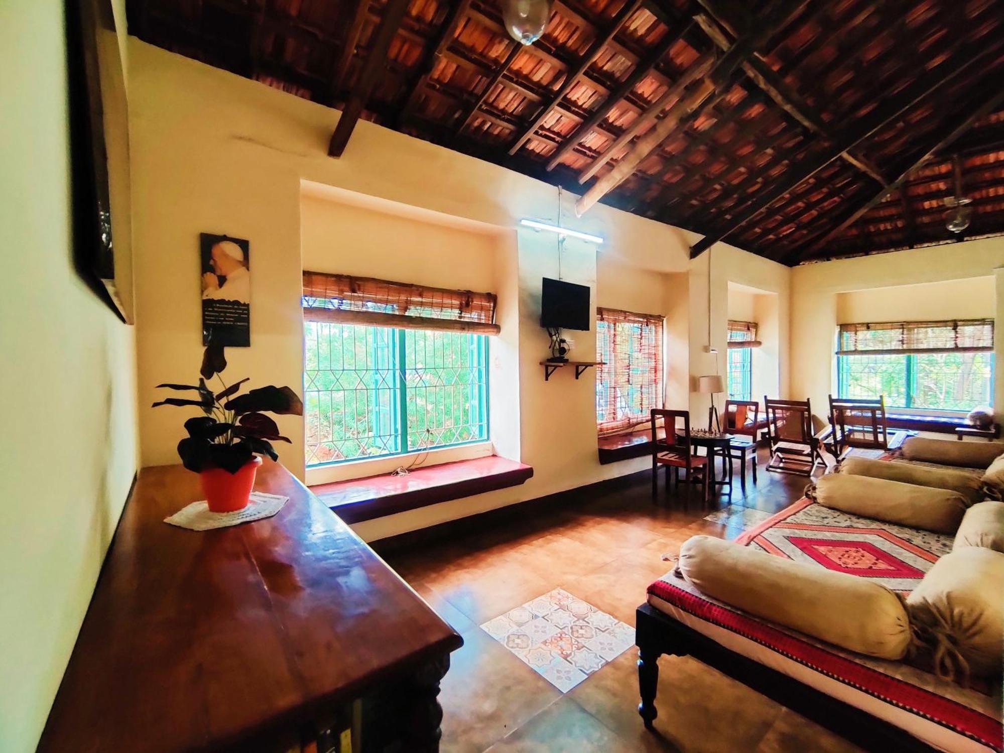 The Bungalow Bogmalo An 1880 Indo Portuguese Heritage Beach Villa South Goa المظهر الخارجي الصورة