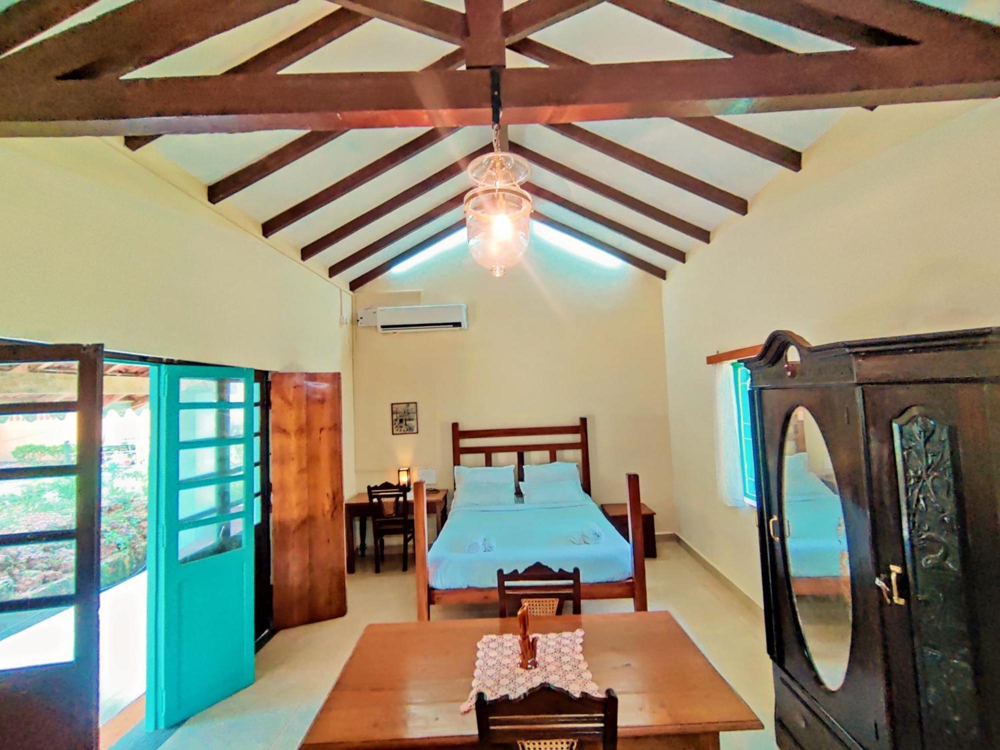 The Bungalow Bogmalo An 1880 Indo Portuguese Heritage Beach Villa South Goa المظهر الخارجي الصورة